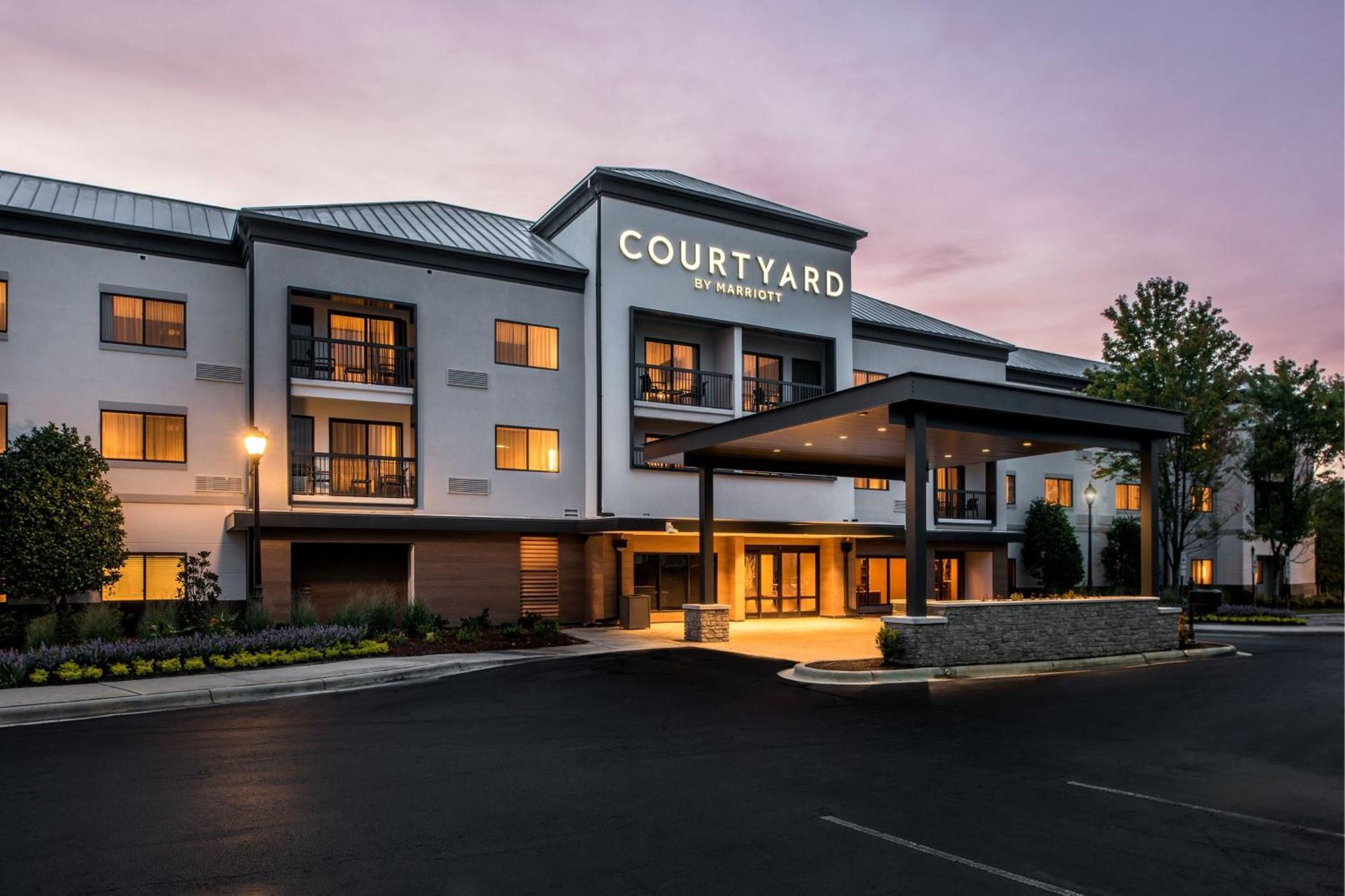 Courtyard By Marriott Charlotte Ballantyne Hotel Exterior photo