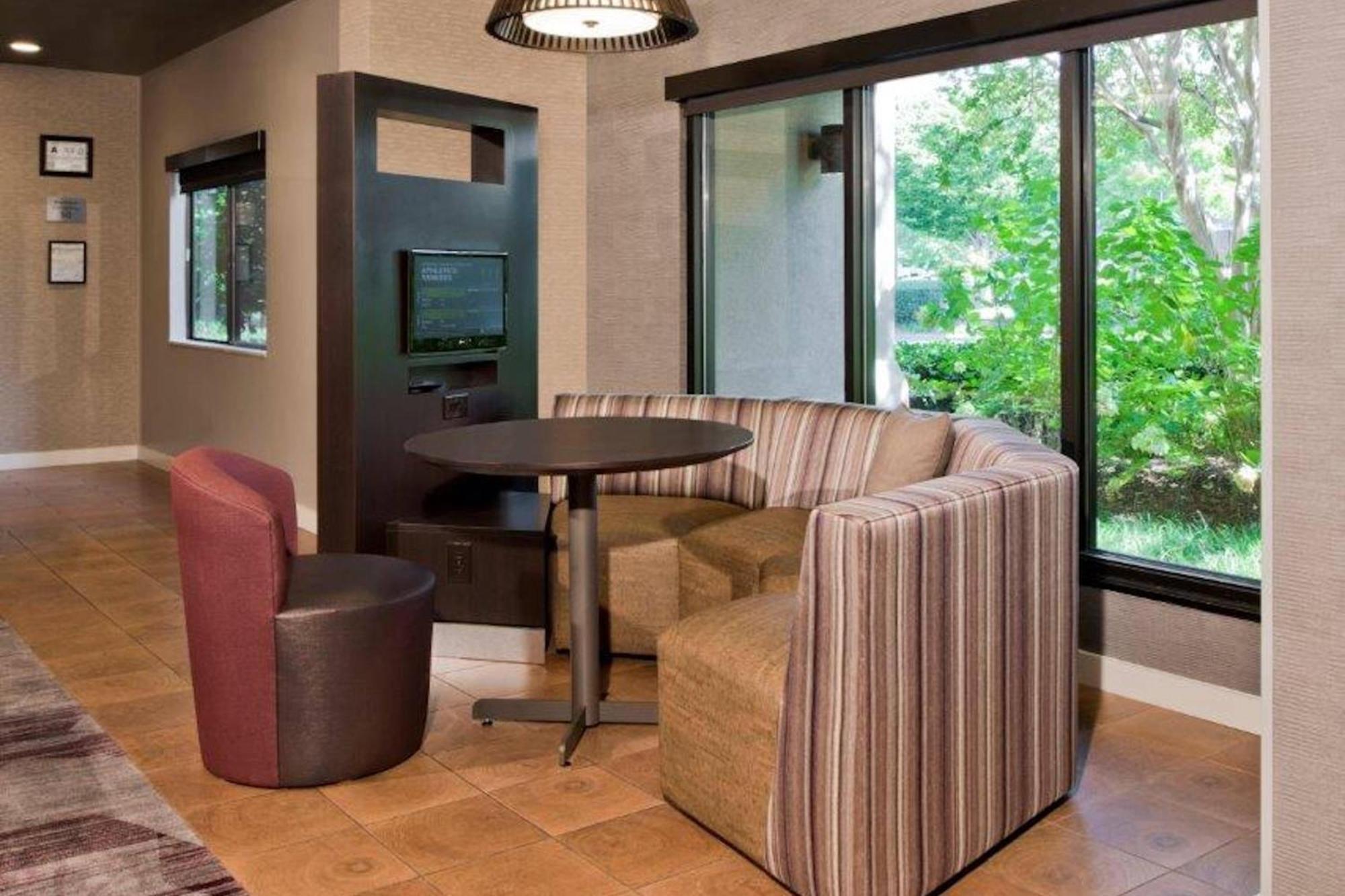 Courtyard By Marriott Charlotte Ballantyne Exterior photo