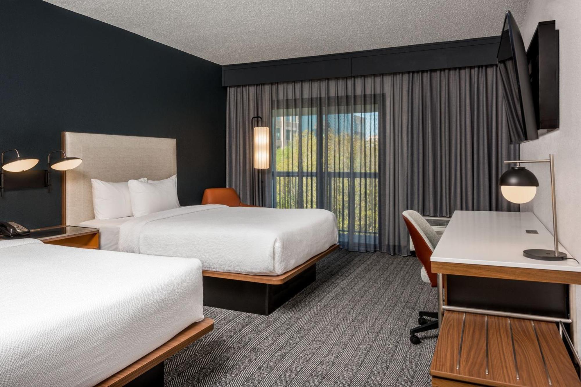 Courtyard By Marriott Charlotte Ballantyne Exterior photo