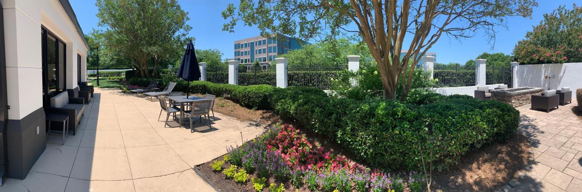 Courtyard By Marriott Charlotte Ballantyne Hotel Exterior photo